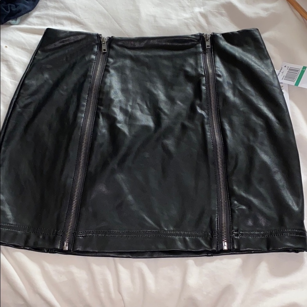 Leather skirt